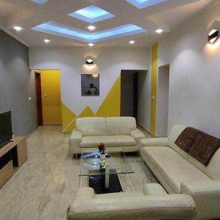 Hotel Appart B4U Yaoundé Buitenkant foto