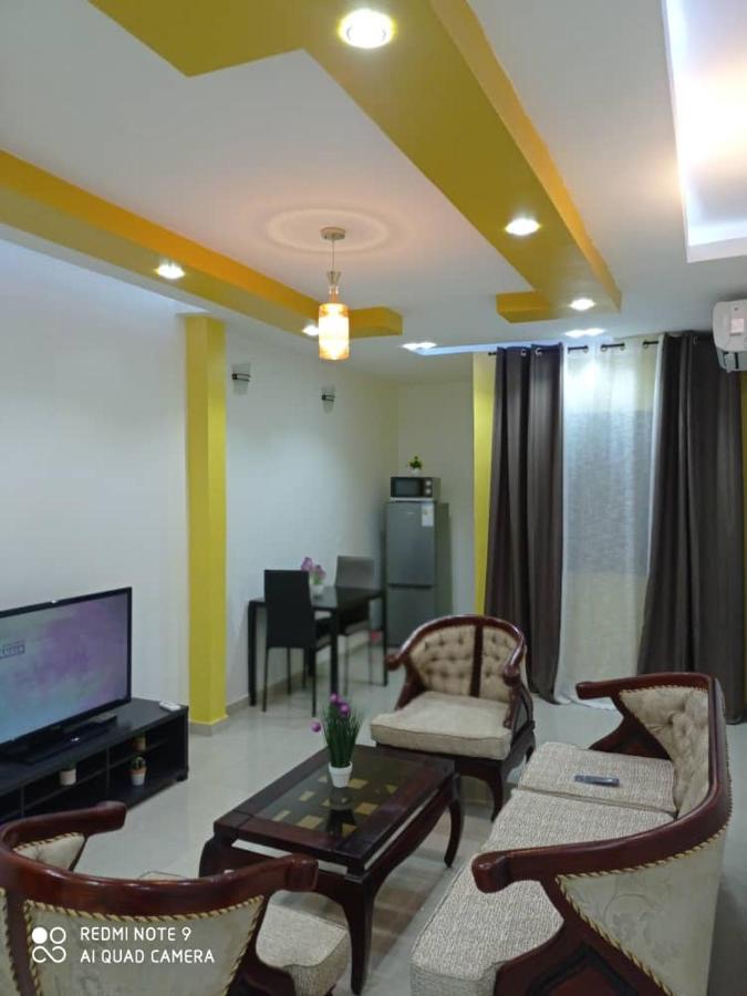 Hotel Appart B4U Yaoundé Buitenkant foto