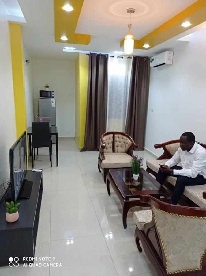 Hotel Appart B4U Yaoundé Buitenkant foto