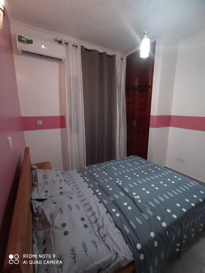 Hotel Appart B4U Yaoundé Buitenkant foto