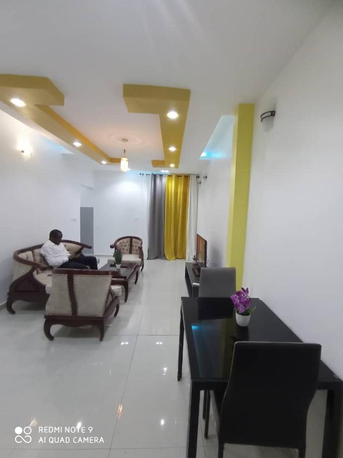 Hotel Appart B4U Yaoundé Buitenkant foto