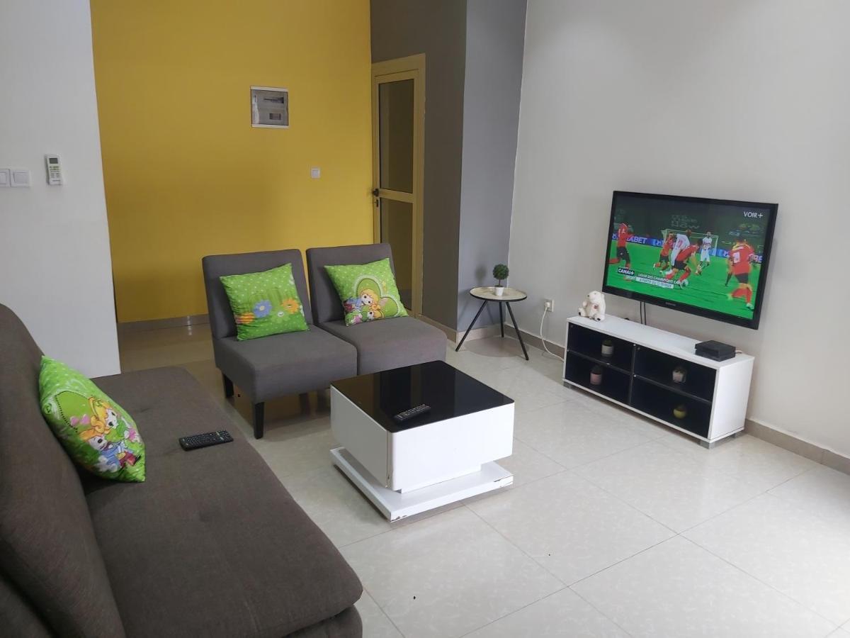 Hotel Appart B4U Yaoundé Buitenkant foto